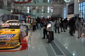 El Museo del Automóvil fue muy visitado.