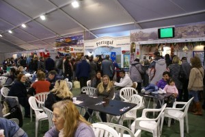 Feria de las colectividades en Mar del Plata
