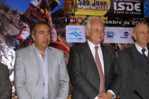 El secretario de Turismo de la Nación, Daniel Aguilera junto al ministro de Turismo y Cultura de San Juan, Dante Elizondo, participaron del lanzamiento oficial de la competencia internacional de enduro.