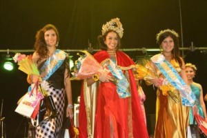 Reina y princesas de la Fiesta Nacional del Dorado 2013.