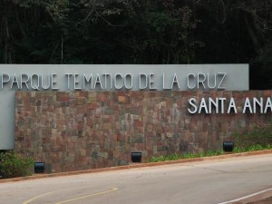 Parque Temático de la Cruz de Santa Ana.
