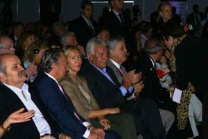 Ministro Alejandro Granados, Ex Presidente de España, Felipe González y Ministro de Planificación, Julio De Vido.