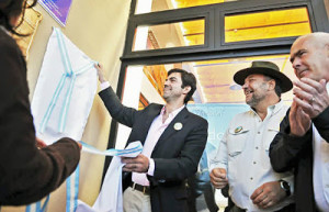 Urtubey, Corvalán y Meyer en la inauguración del edificio en el que funcionará la Intendencia del Parque Nacional Los Cardones 