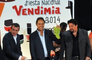 Closs participó en Mar del Plata del lanzamiento de la Fiesta de la Vendimia junto a los gobernadores Scioli y Paco Pérez.