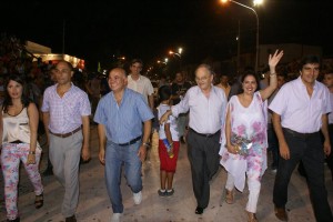 El Gobernador de Chaco Juan Carlos Bacileff Ivanoff, el intendente Aldo Leiva, la ministra de Seguridad, María Lidia Cáceres y el diputado Rubén Guillón recorrieron el corsódromo.