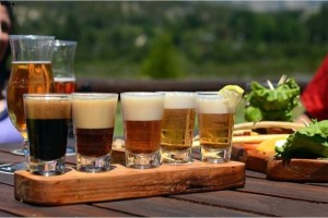 Los especialistas descubren en Bariloche el sabor de la nueva cerveza, la cerveza artesanal.