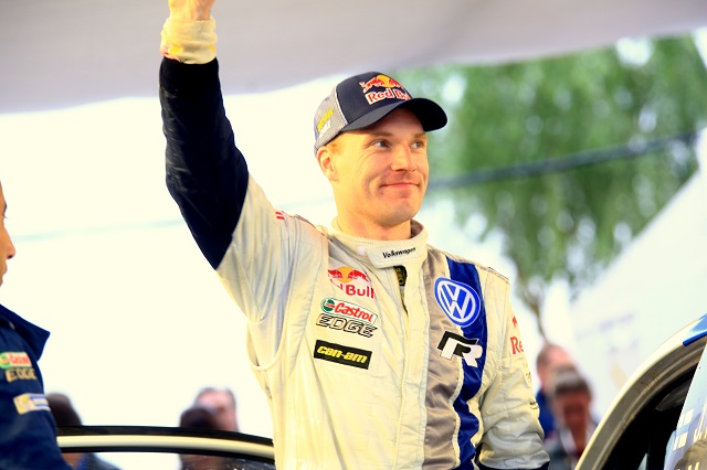 Jari-Matti Latvala (Volkswagen Polo) ganó el primer día de competencia.