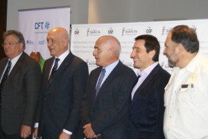 Ministro Producción de Sta Fe, Carlos Fascendini; Gd ... vier Espina y Pte APN; Carlos Corvalán, Pte APN.