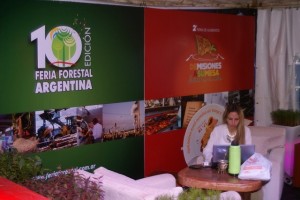 Misiones promociona la 10ª Edición de la Feria Forestal Argentina.