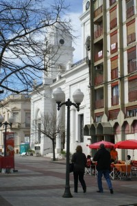 Plaza Mitre y su Iglesia Catedral.