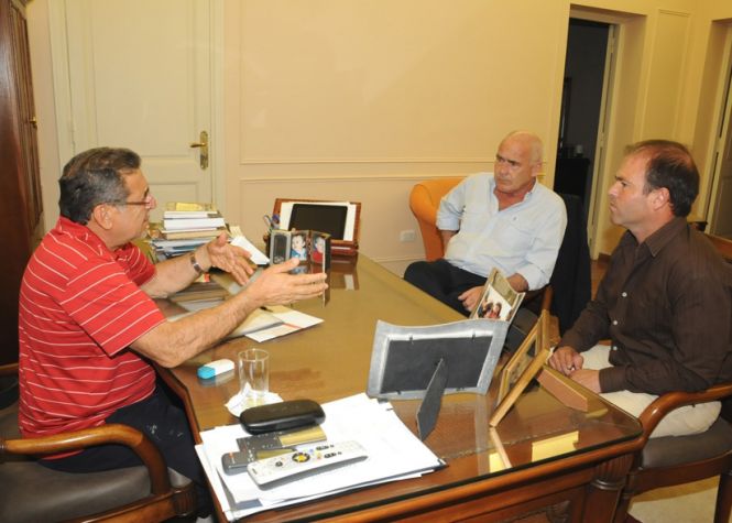 Presentaron el plan ConectAr. Meyer se reunió con Beder Herrera.