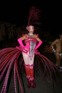 Técnicas de maquillaje social y caracterización. Tallerista Titi Ricciuto.