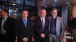 Oscar Ghezzi, Pte Cat, Luis Niscovolos,Ministro Consejero de la Embajada Argentina en Paraguay, Ministro Meyer y Ministro Dobrusin.