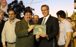 Gobernador Closs e Intendente Mario Vialey.