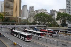San Pablo tiene cerca de 10 mil transportes públicos de pasajeros que abastecen toda la ciudad.