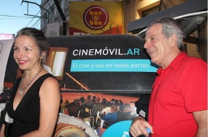 La actriz Alejandra Darin y el actor Víctor Laplace en MAFICI.