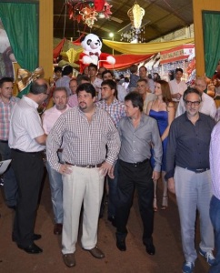 El Ministro de Turismo de Misiones Sergio Dobrusin junto al Gobernador Closs en la Fiesta Nacional.