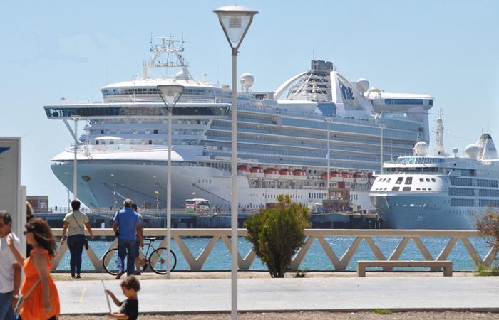 Turismo de Cruceros. Foto C. Comes.