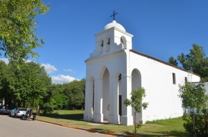 Panaholma. Iglesia Centenaria de Nuestra Señora del Rosario, bendecida el 4 de octubre de 1908.