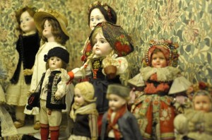 El Museo Isaac Fernández Blanco te invita a presenciar la colección de muñecas antiguas más completa del país.
