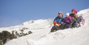 Nieve 2015, los centros de esquí y parques de nieve neuquinos te esperan! Las primeras nevadas han pintado las cumbres, entusiasmando a aquellos que esperan con ansias disfrutar de la nieve.