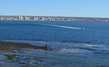 Gran vista panorámica de Puerto Madryn y al Golfo Nuevo.