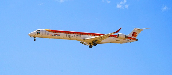Canadair_CL-600-2E25_-_Almería