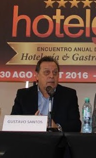 Ministro Santos en la presentación de Hotelga 2016.